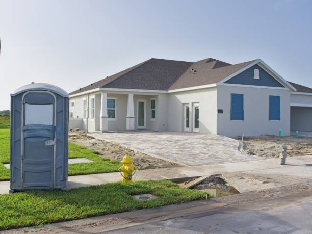 Best Portable restroom trailer rental  in Garland, TX